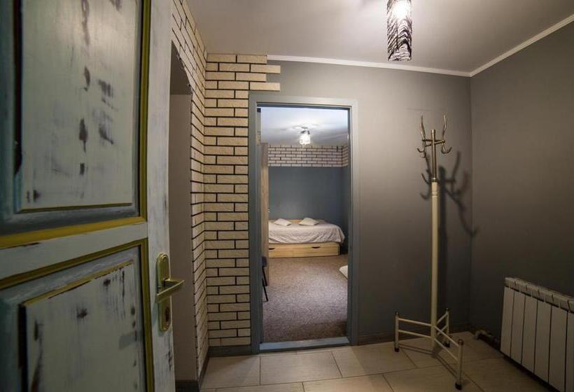 Standard Yhden Hengen Huone, Sacvoyage