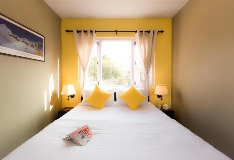 חדר סטנדרט נוף לאגם, Zostel Pokhara