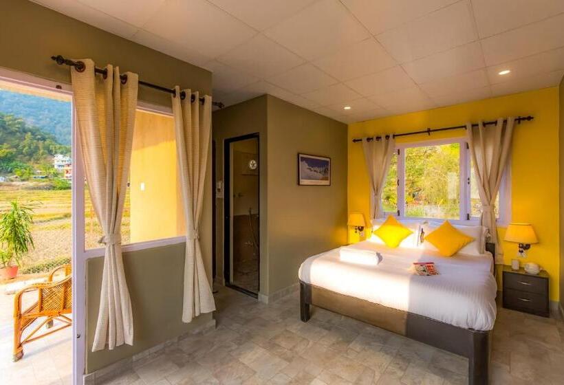 חדר סטנדרט נוף לאגם, Zostel Pokhara