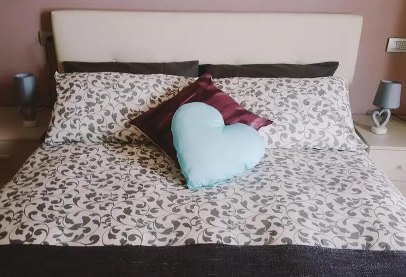スタンダードトリプルルーム, Cuorematto