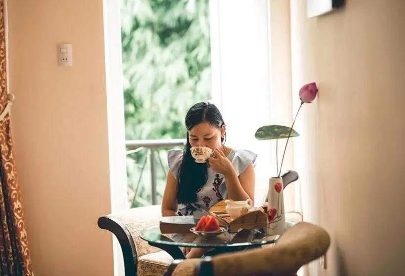 اتاق لوکس, The Hillside Homestay Hue