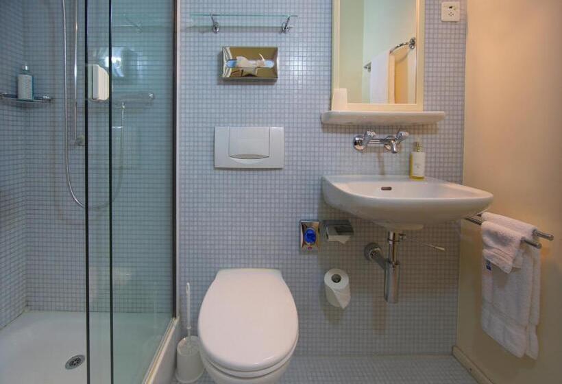 غرفة قياسية, Brasserie Au Violon