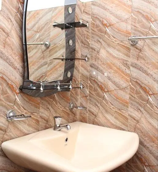 اتاق استاندارد با تخت بزرگ, Gihan Guesthouse