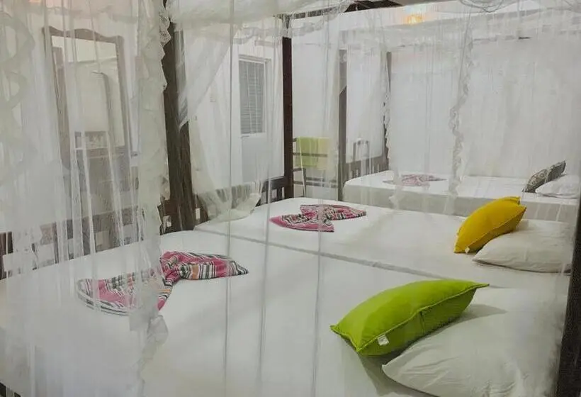 اتاق خانوادگی, Gihan Guesthouse