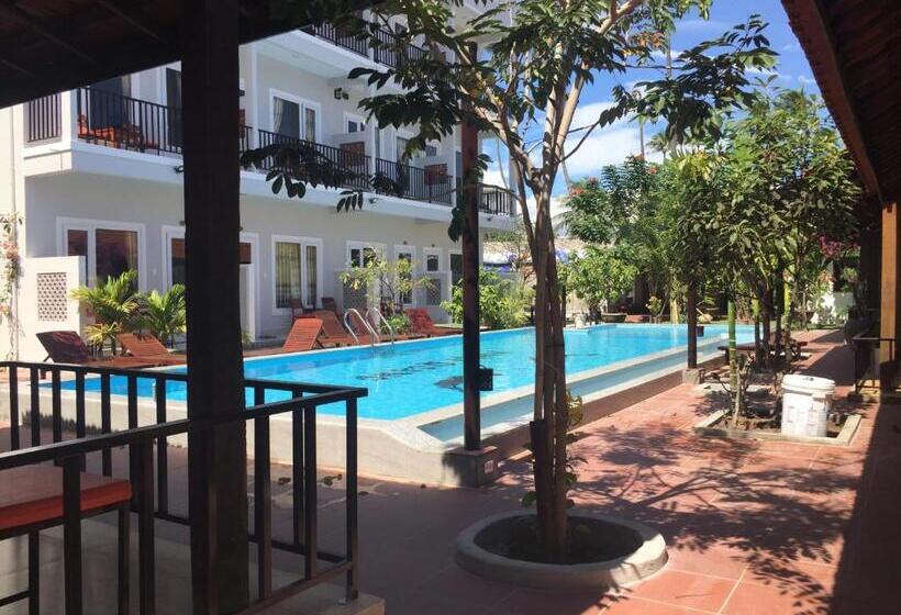 Standaard Driepersoonskamer met Balkon, May Bungalow