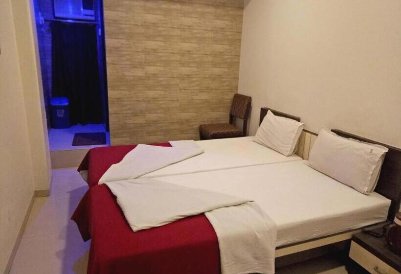 Standard-huone, Navi Mumbai