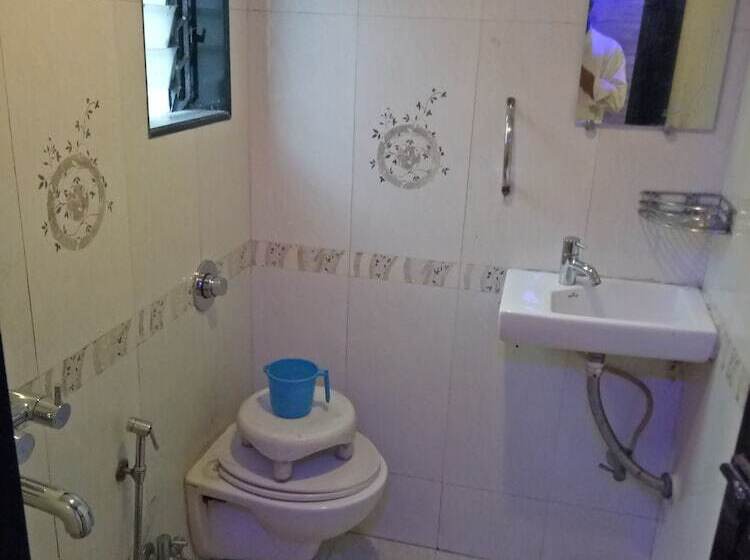 Standard-huone, Navi Mumbai