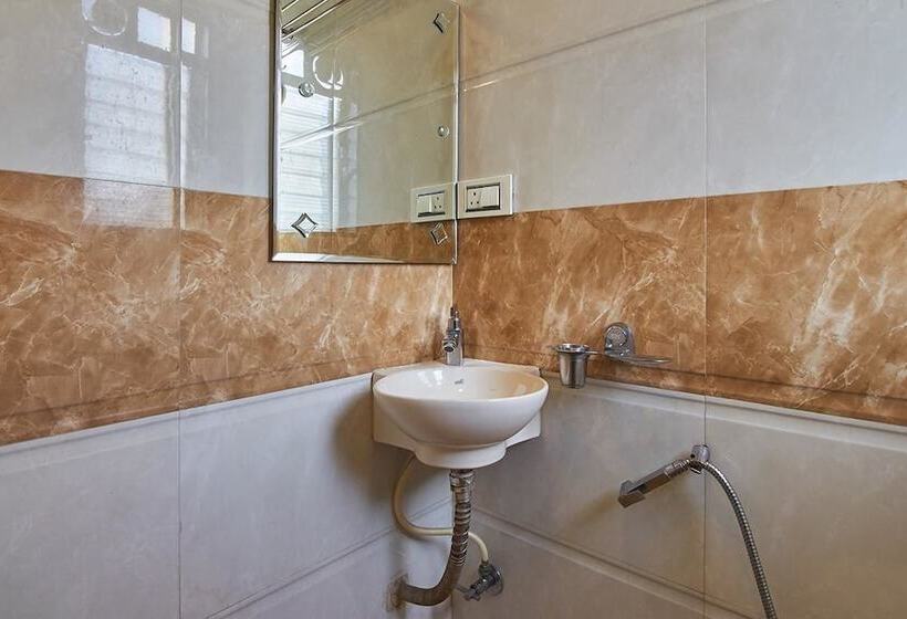 Standard-huone, Navi Mumbai