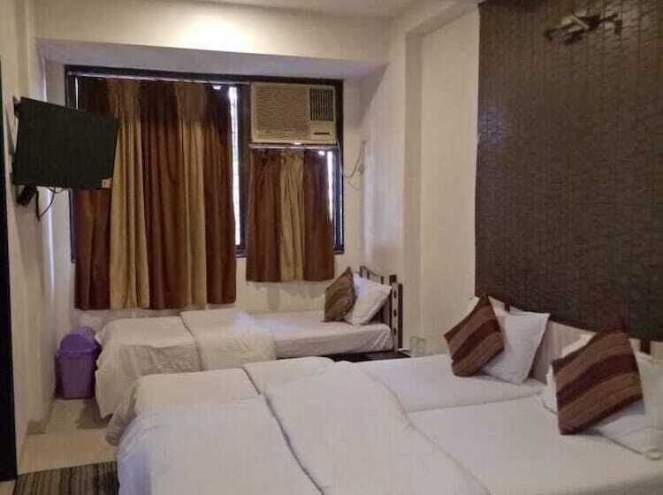 Standard Kolmen Hengen Huone, Navi Mumbai