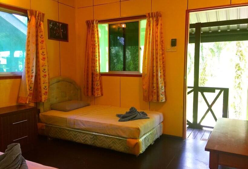 חדר סטנדרט, Sukau Backpackers B&b