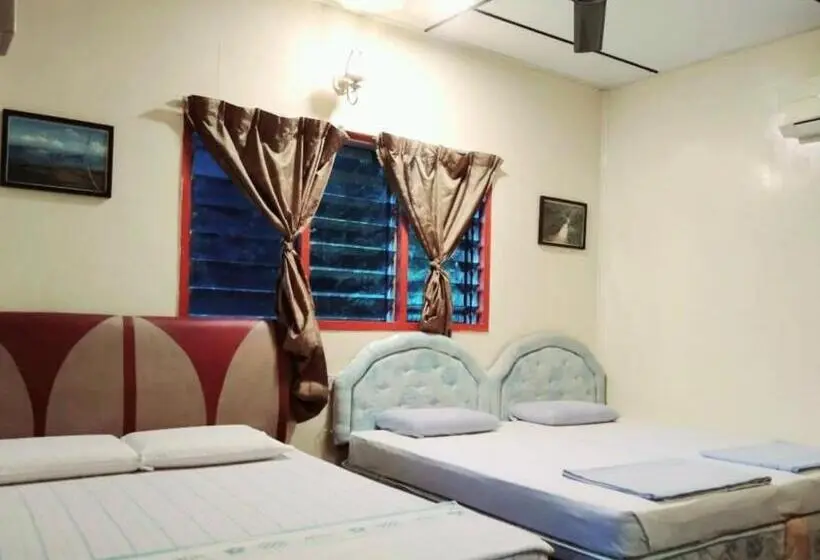 エクゼクティブルーム, Sukau Backpackers B&b