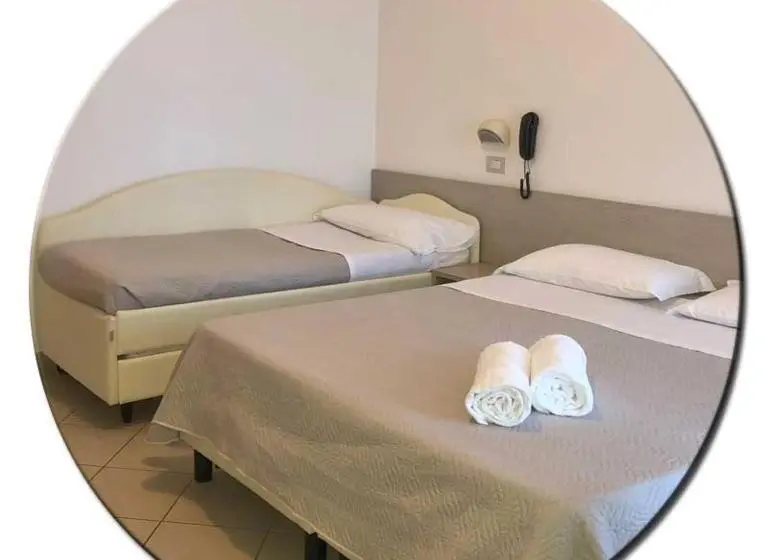 Triple Room Sea View, Amedea