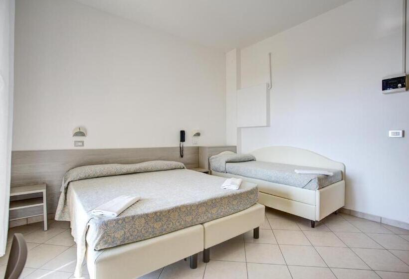 Triple Room Sea View, Amedea