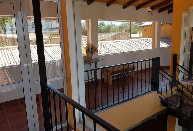 חדר סטנדרט לשלושה, Casa Grande