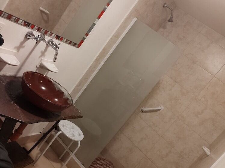 חדר סטנדרט לארבעה, Casa Grande