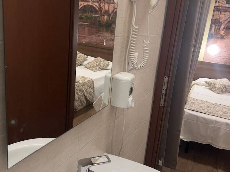 标准单人间共用浴室, Albergo Corvetto Corso Lodi