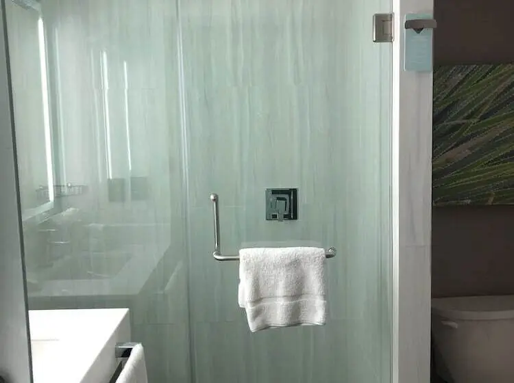 ２ダブルベッドのスタンダードルーム, Hilton Garden Inn Salamanca