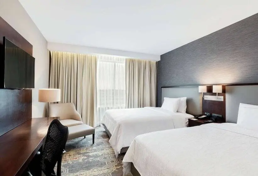 ２ダブルベッドのスタンダードルーム, Hilton Garden Inn Salamanca