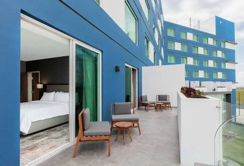 バルコニー付スイート, Hilton Garden Inn Salamanca