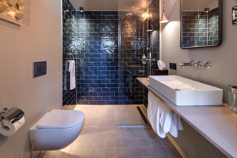 اتاق استاندارد چهار تخته, Monastere Maastricht