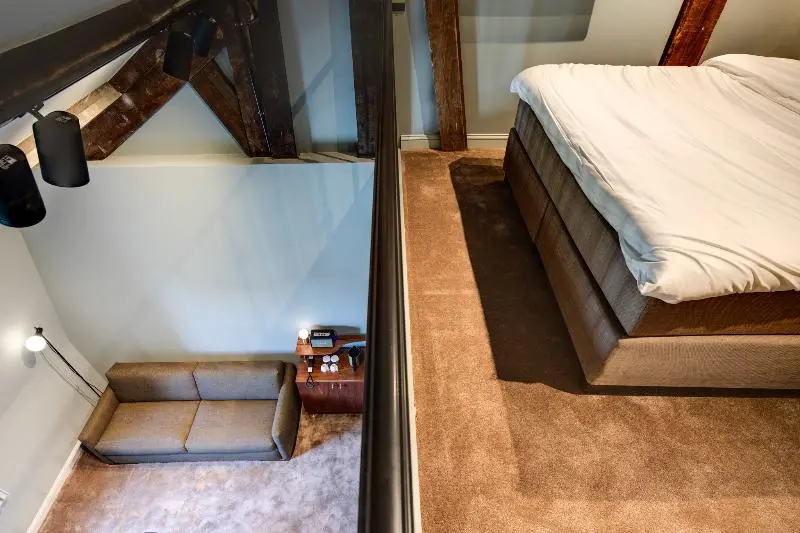 スタンダード４人部屋, Monastere Maastricht