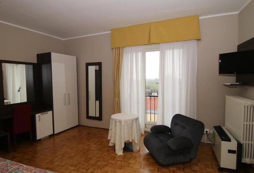 Номер Стандарт, Ristorante Vittoria