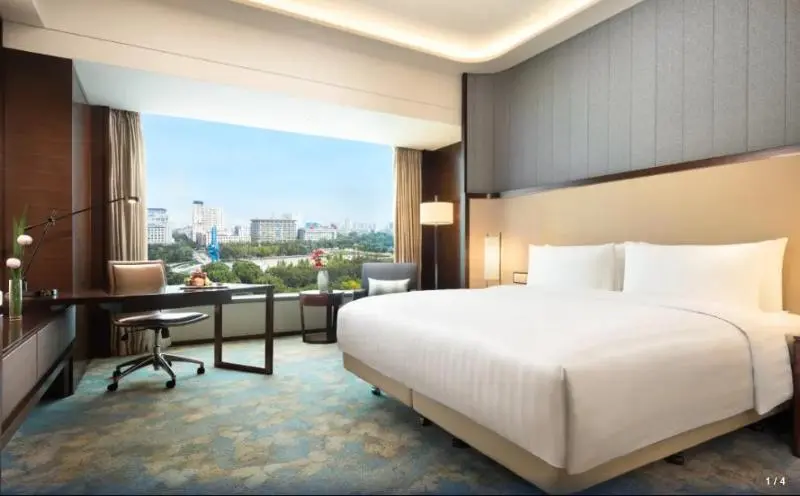 キングサイズベッドのデラックスルーム, Shangrila Jinan