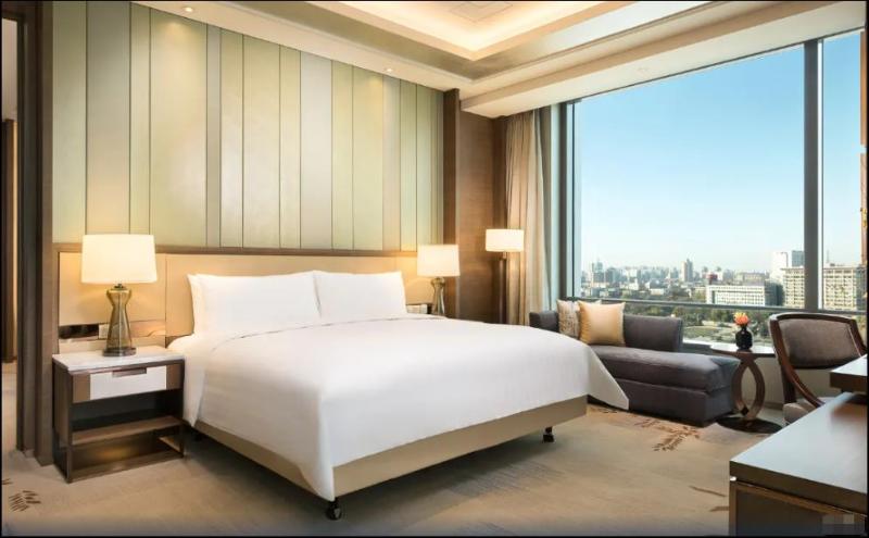 带大床的俱乐部房间, Shangrila Jinan