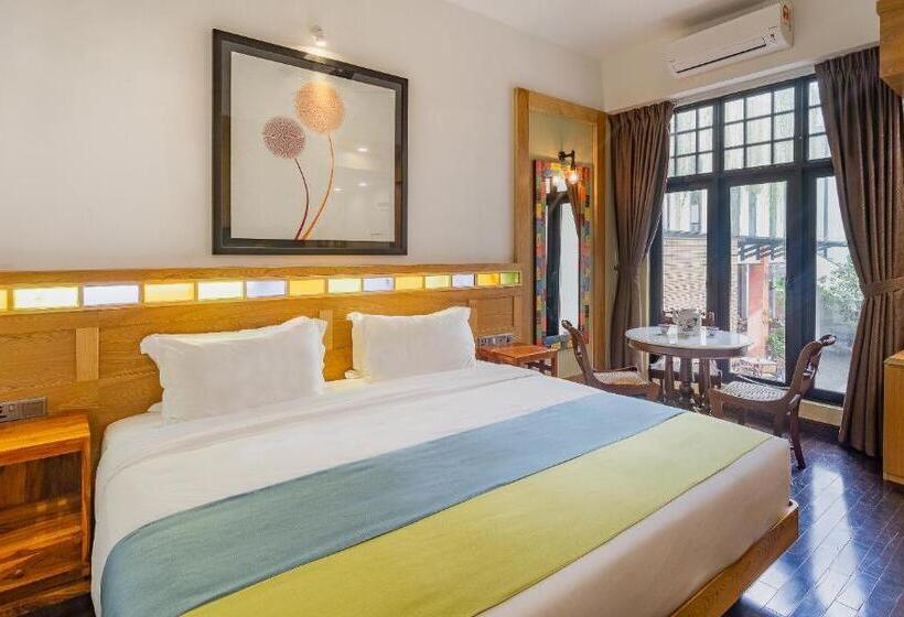 סוויטה, Treasures Hotel And Suites