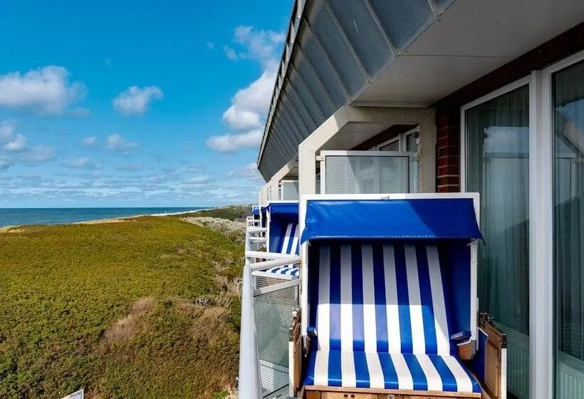 اتاق اجرایی با چشم‌انداز دریا, Wyn. Strandhotel Sylt