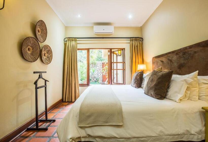 Люкс Повышенной Комфортности, Sondela Nature Reserve & Spa Country House