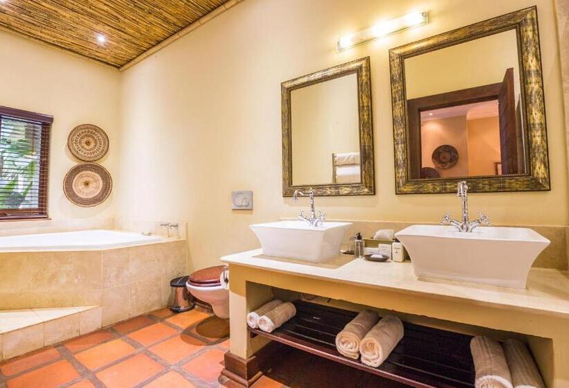 Номер Deluxe, Sondela Nature Reserve & Spa Country House