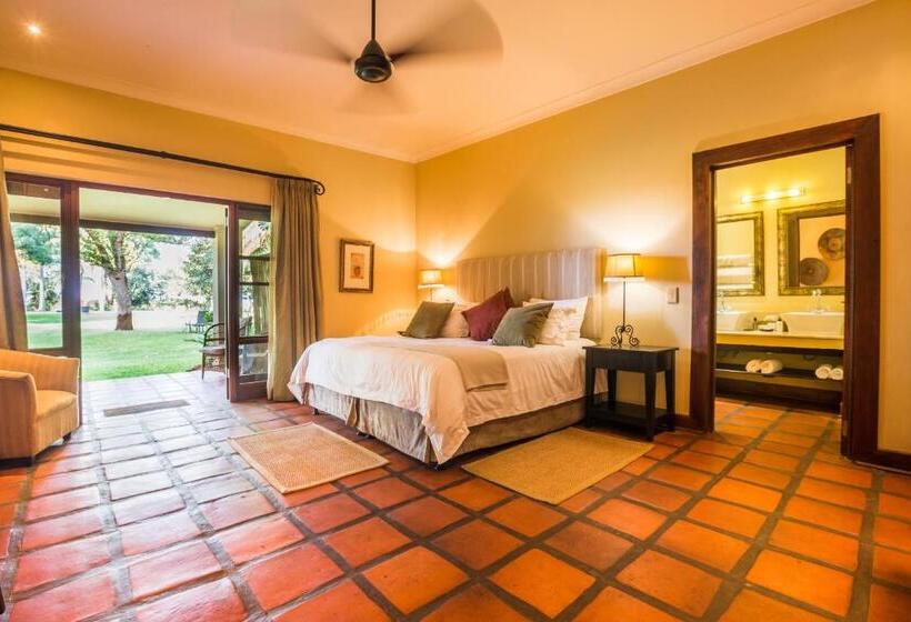 Номер Deluxe, Sondela Nature Reserve & Spa Country House