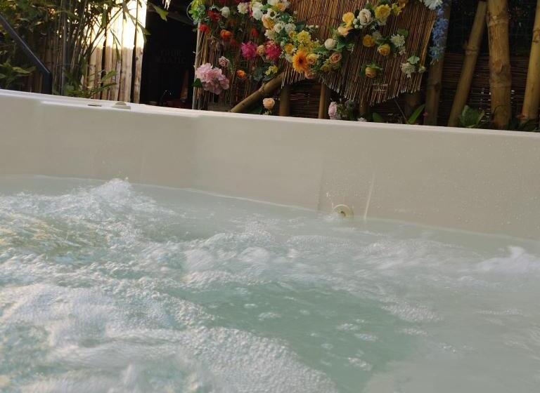 스탠다드 룸 공동 욕실, Hostel La Antigua Capsula