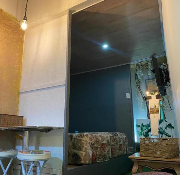 غرفة قياسية, Hostel La Antigua Capsula