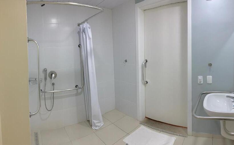 شقة غرفة واحدة, Ibis Budget Muriae