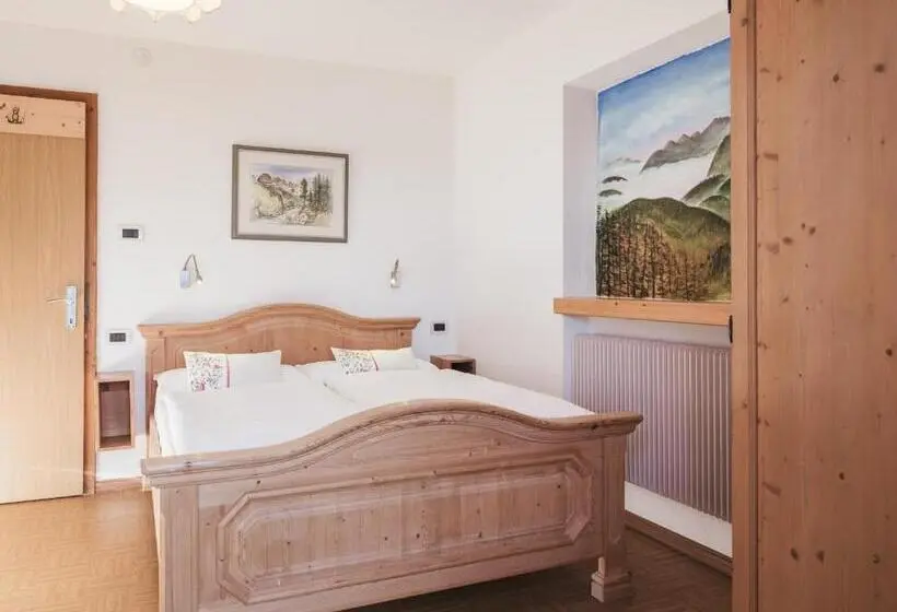 Standard Neljän Hengen Huone, Rifugio Graziani Hütte