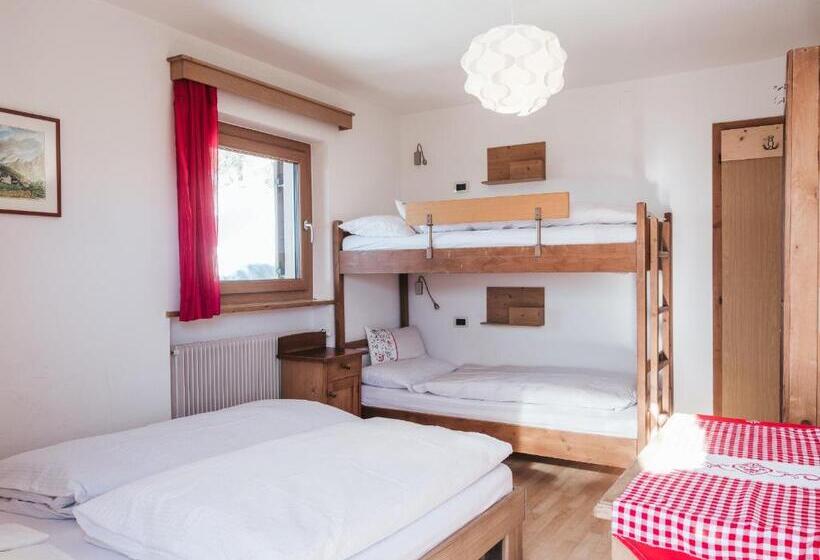 חדר סטנדרט לארבעה, Rifugio Graziani Hütte