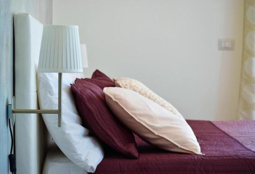 غرفة قياسية مزوَّدة بشُرفة, Il Rifugio D'amare