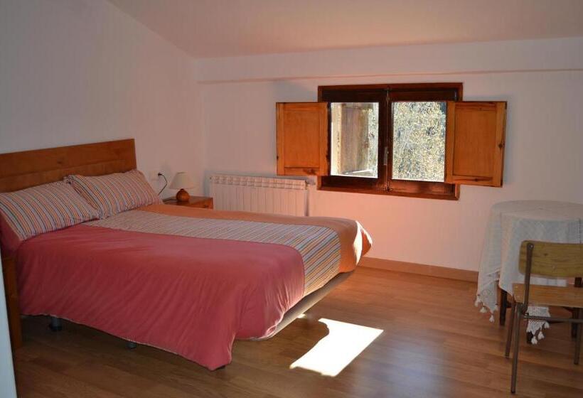 חדר סטנדרט לשלושה, Masia Molí De Tartareu