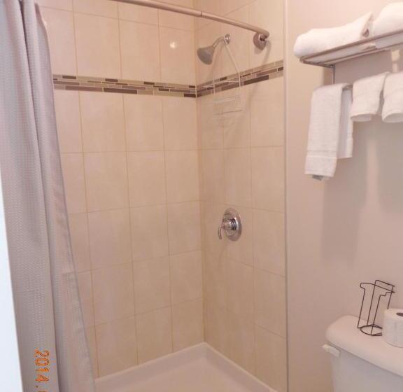 غرفة قياسية, Cardinal Court Motel