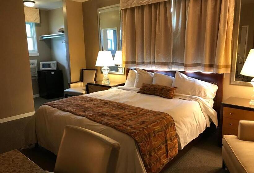 غرفة قياسية, Cardinal Court Motel