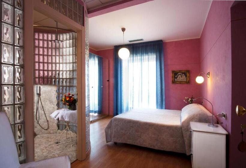 高级海景房, Jasmin Charme