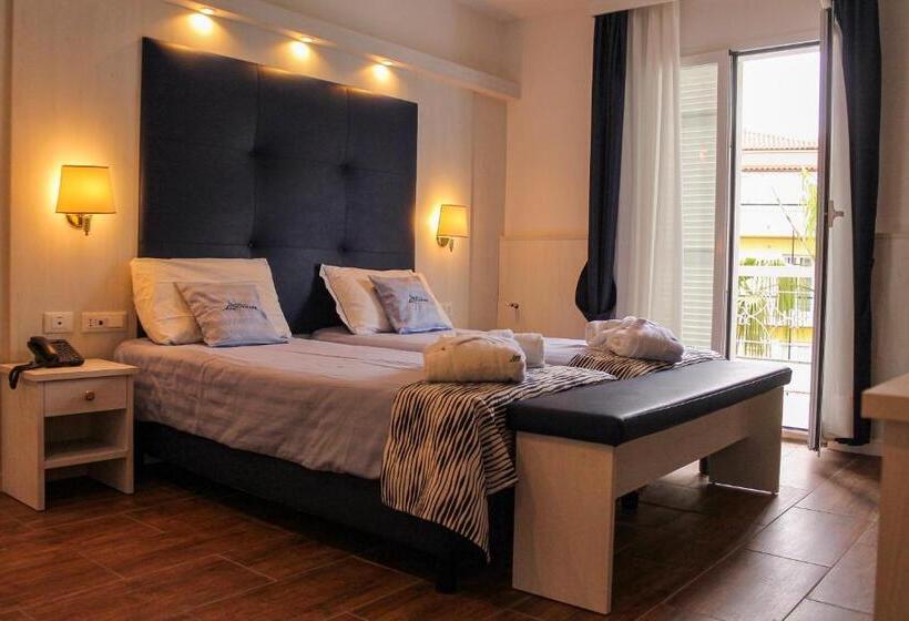 四人高级间, Lungomare