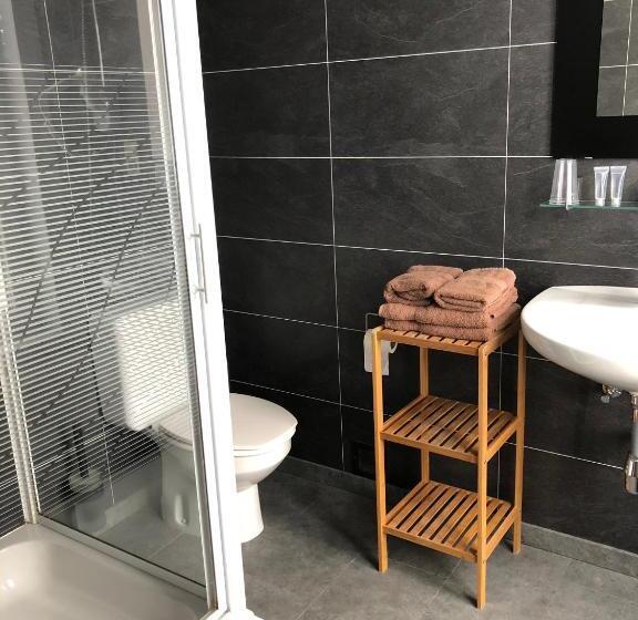 חדר משפחתי, Oude Abdij