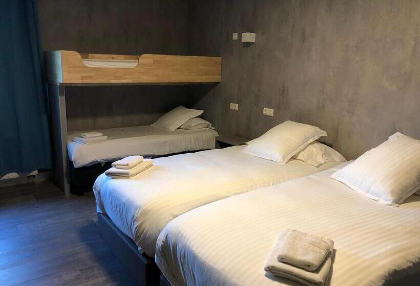 חדר משפחתי, Oude Abdij