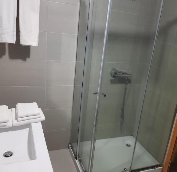 家庭套房, Trebid Ouro