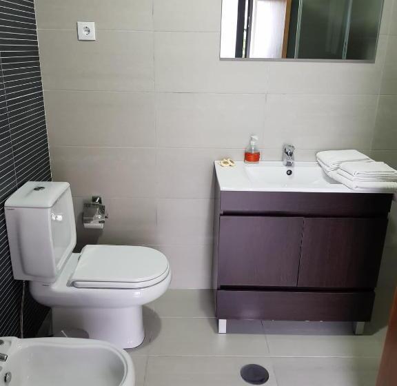 Family Suite, Trebid Ouro