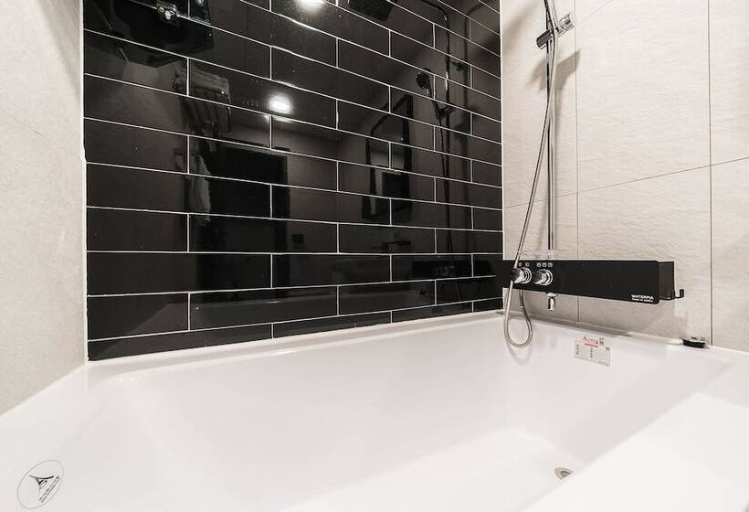 חדר סטנדרט, Line Plus