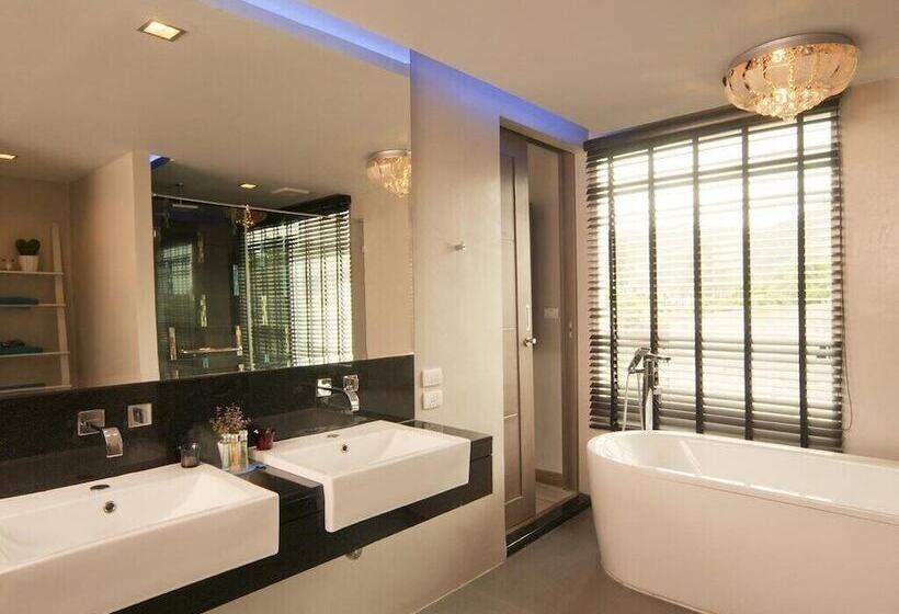 Пентхаус, Ratana Platinum Resort